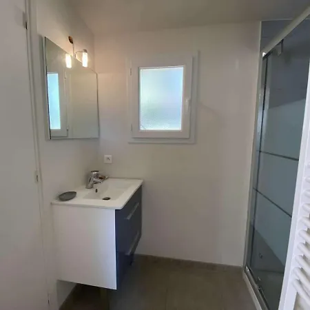 Prázdninový dům Maison Grimaud, 2 Pieces, 4 Personnes - Fr-1-226-470